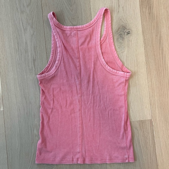 Aerie Tank - Picture 2 of 3